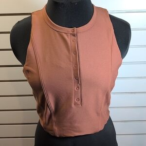 YPB SculptLUX Plunge Henley Slim Tank - Cocoa in Large EUC